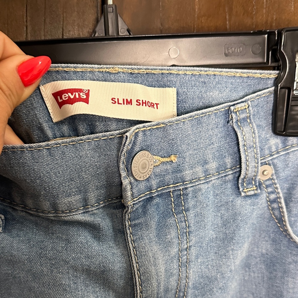 Levi's Men's 511 Denim Blue Slim Jean Shorts - Picture 3 of 5
